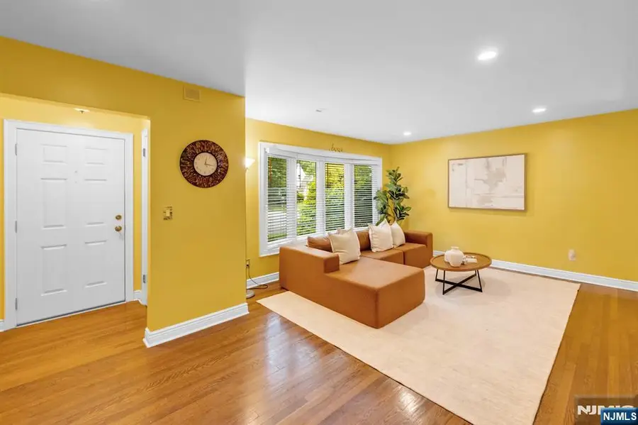 550 Englewood Avenue, Teaneck, NJ 07666 - #3