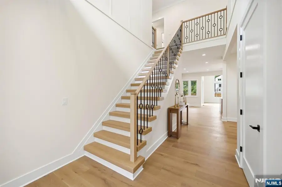 20 Hampton Terrace, Livingston, NJ 07039 - #2