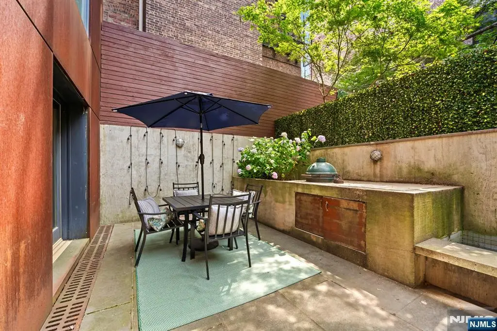 565 Jersey Avenue 1, Jersey City, NJ 07302 - #1
