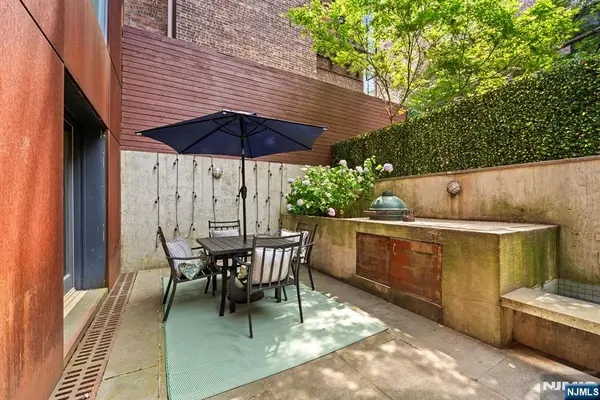 565 Jersey Avenue 1, Jersey City, NJ 07302