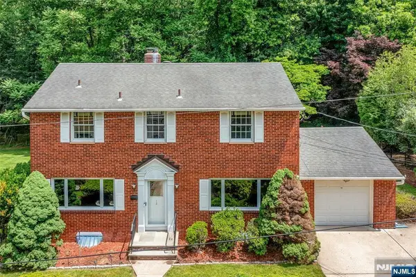 12 Glenwood Avenue, Demarest, NJ 07627