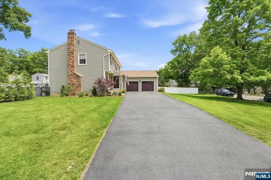 6 Giegel Court, Wyckoff, NJ 07481 - #2