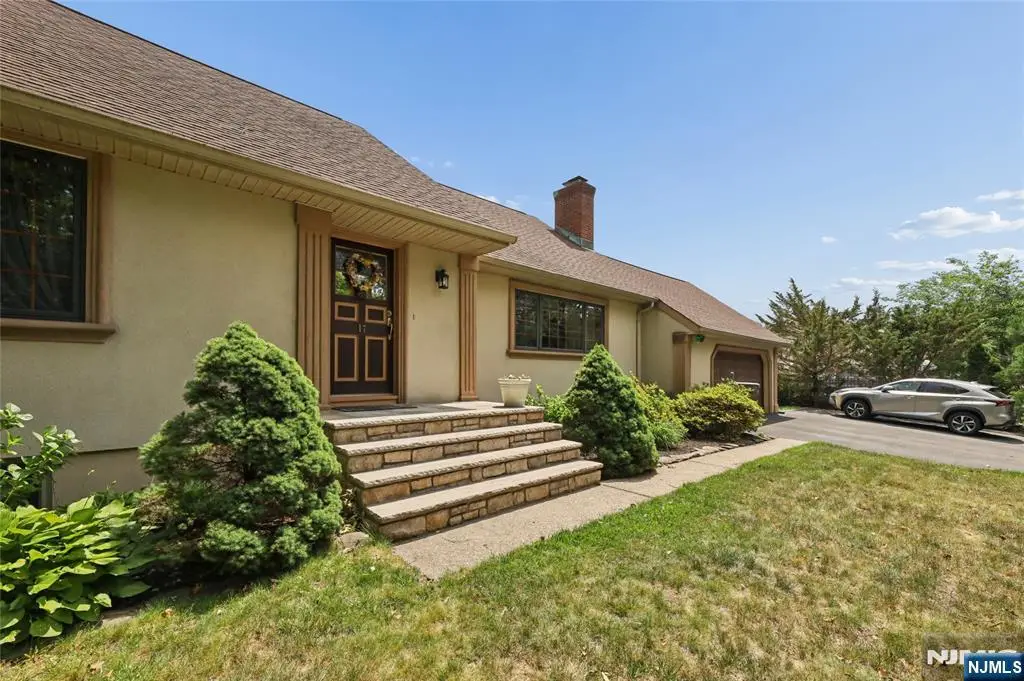 17 River Drive, Elmwood Park, NJ 07407 - #1