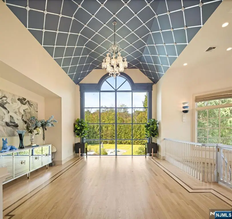 23 Hunter Ridge, Woodcliff Lake, NJ 07677 - #2