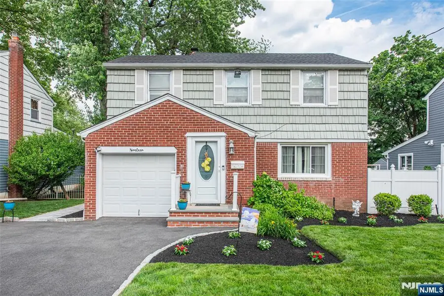 19 Brookdale Avenue, Cedar Grove, NJ 07009 - #2