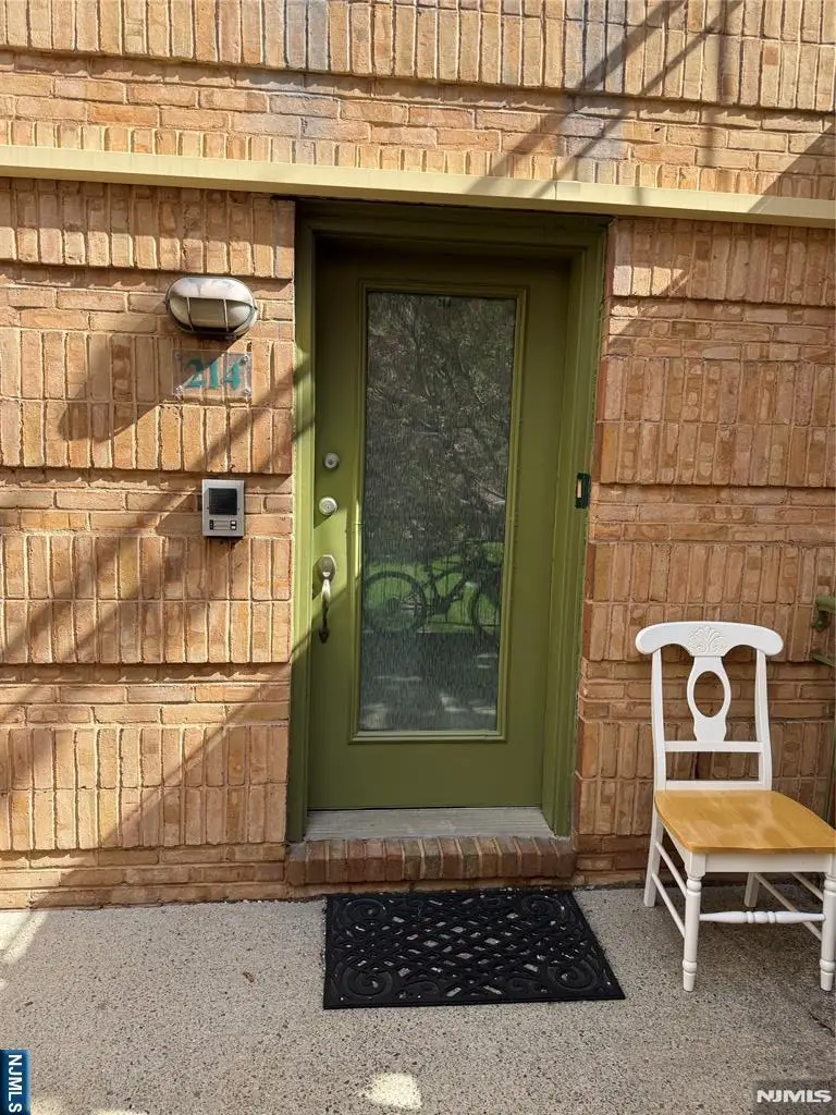 50 Pine 214, Montclair, NJ 07042 - #3