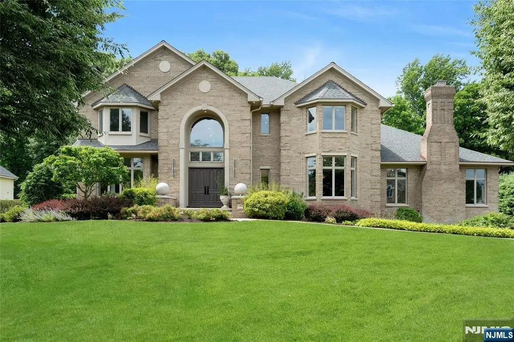 527 Lydia Lane, Wyckoff, NJ 07481 - #1