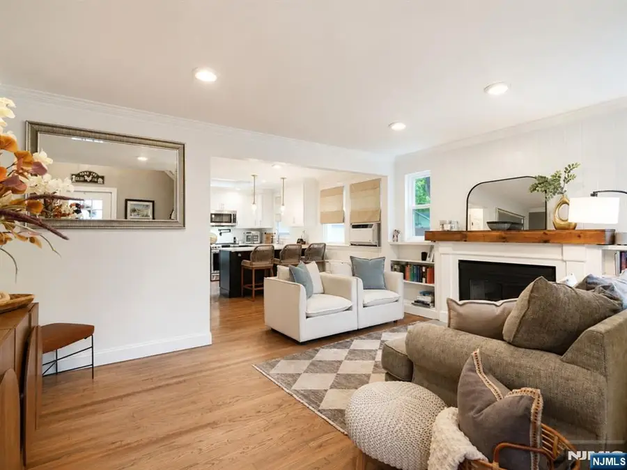 19 Long Avenue, Mahwah, NJ 07430 - #3