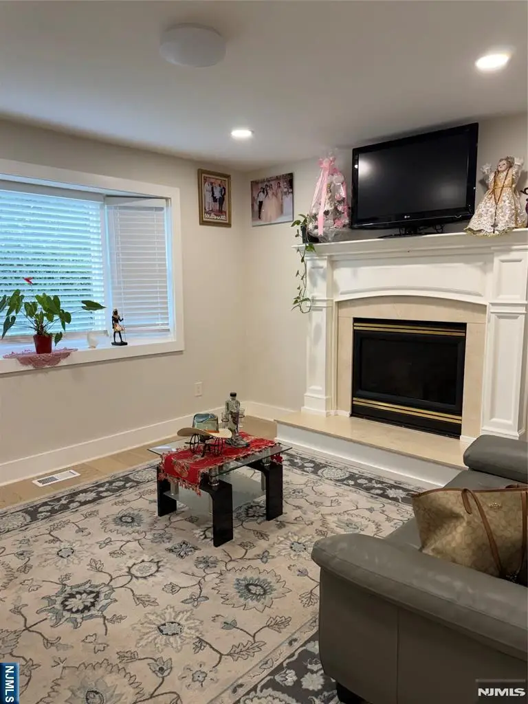 13.5 1st, Mahwah, NJ 07430 - #1