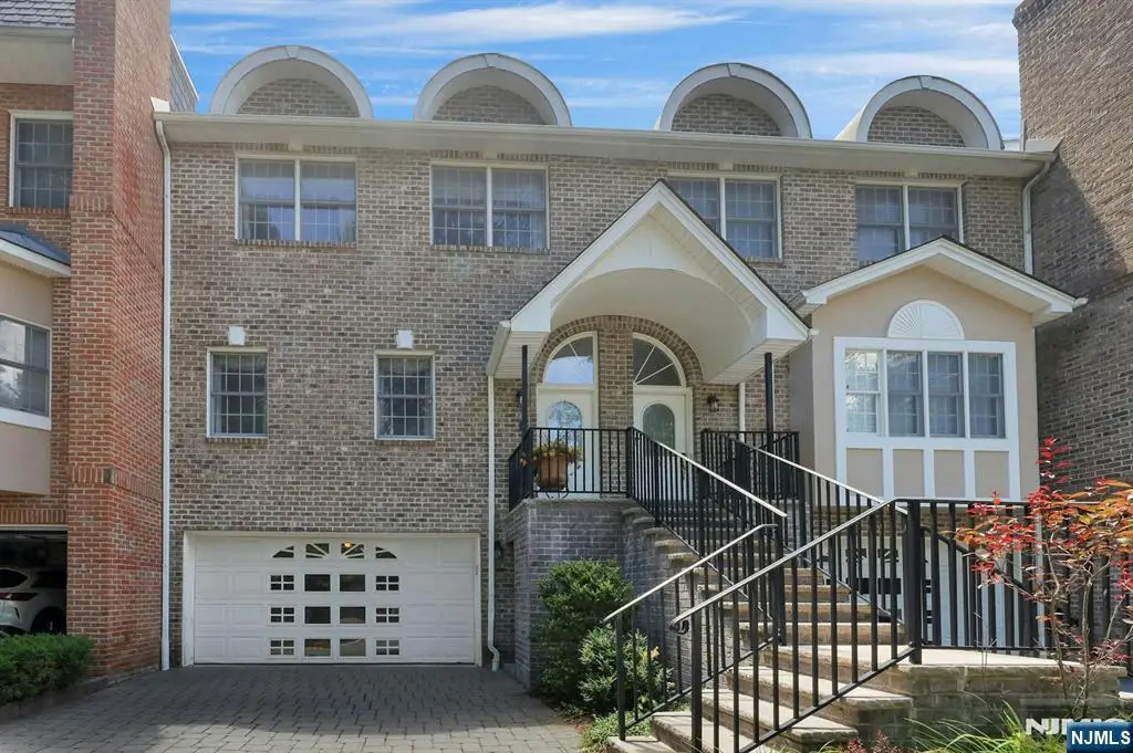 143 Stonegate Trail 44, Cresskill, NJ 07626 - #1