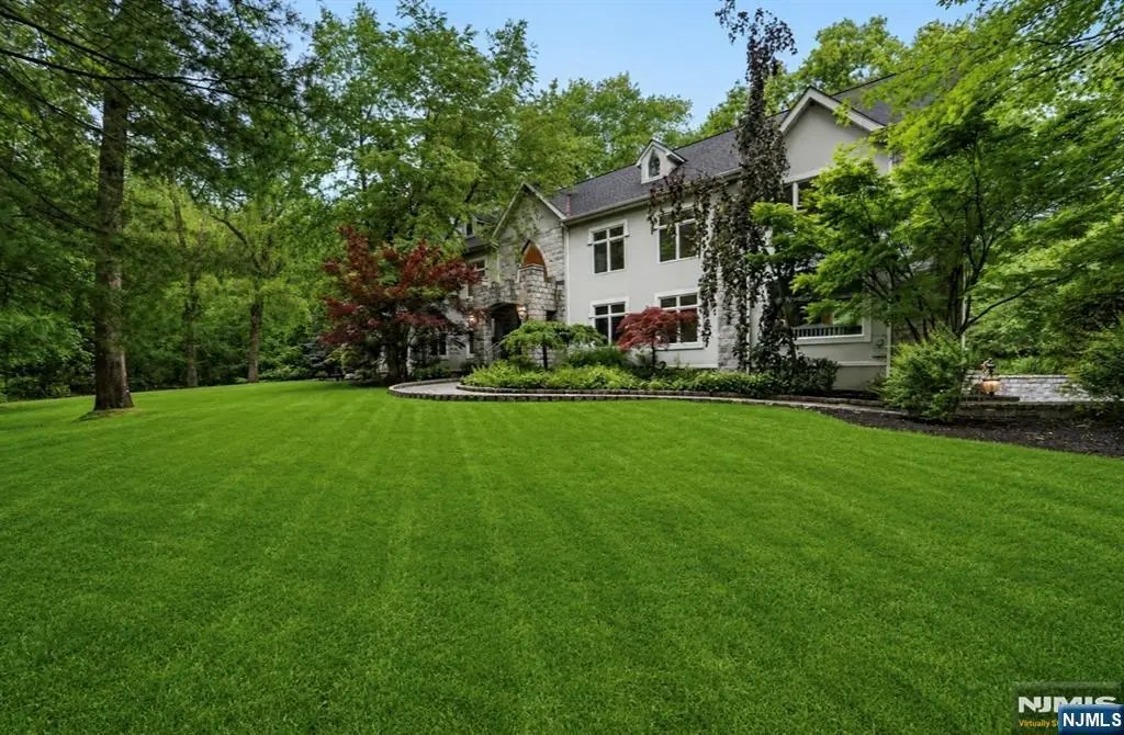 11 Pine Tree Drive, Saddle River, NJ 07458 - #1