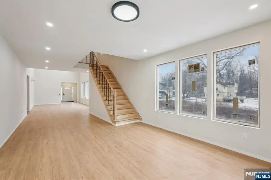 109 Monmouth Avenue, Wayne, NJ 07470 - #3
