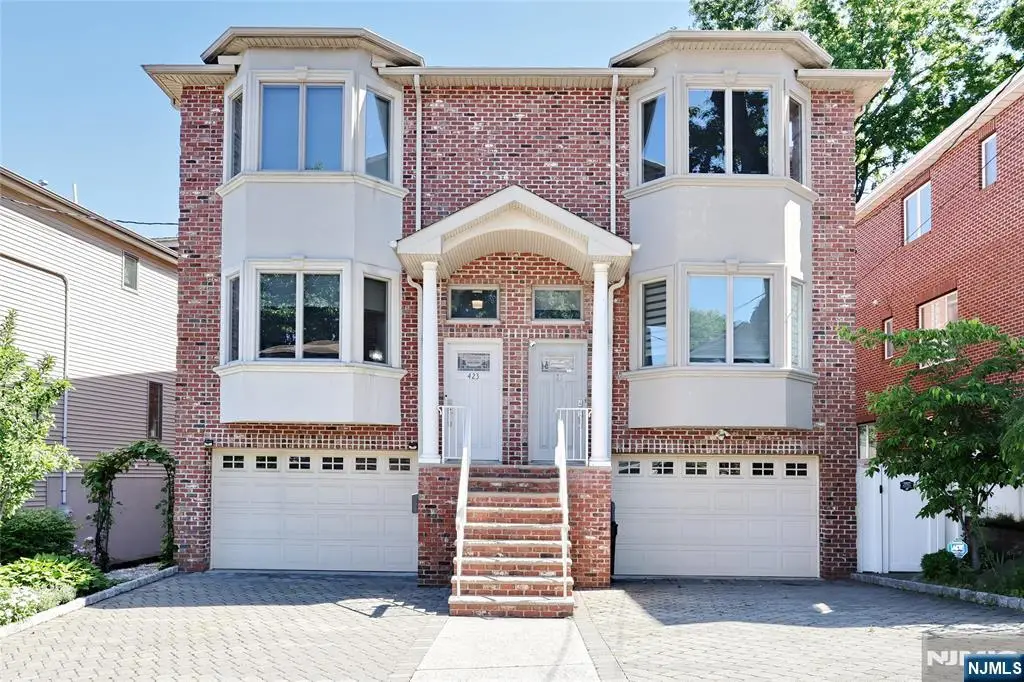 423 Lafayette Avenue, Cliffside Park, NJ 07010 - #1