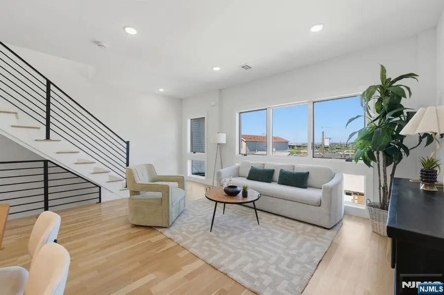 98 Western Avenue 2, Jersey City, NJ 07307 - #2