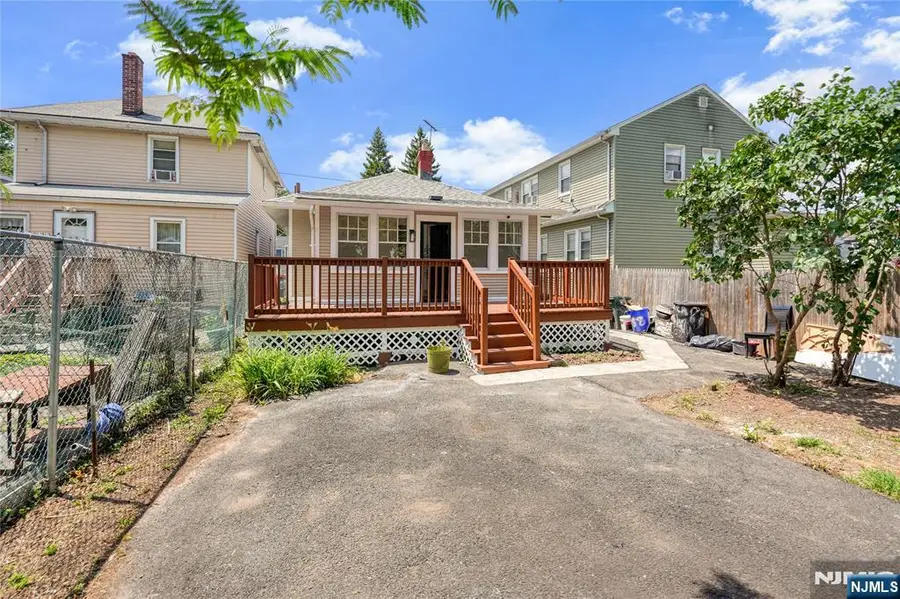 88 Franklin Terrace, Irvington, NJ 07111 - #3