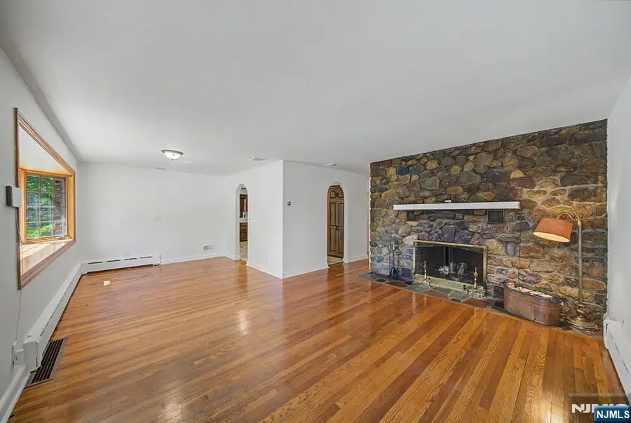 25 Birchwood Road, Denville, NJ 07834 - #3