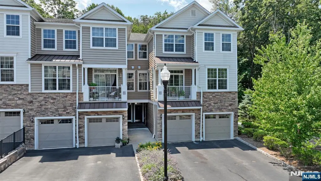 62 Autumn Way 69, Montvale, NJ 07645 - #1