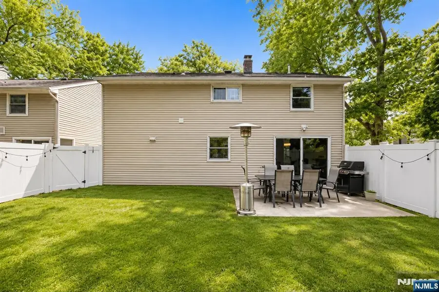 111 E Prospect Street, Waldwick, NJ 07463 - #2