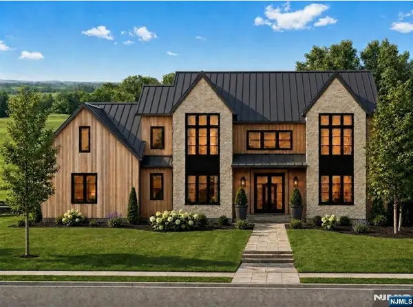 1 Bristol Ridge Road, Boonton Township, NJ 07005