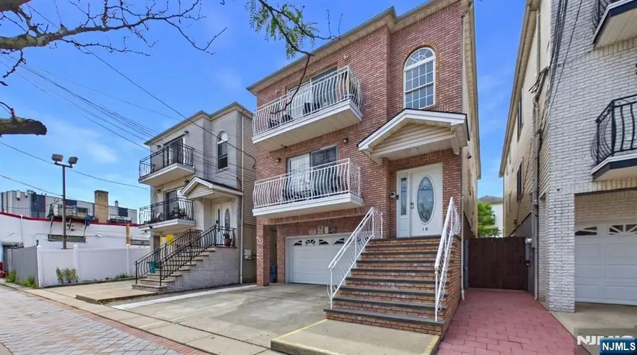 16 High Street, Elizabeth, NJ 07202 - #3