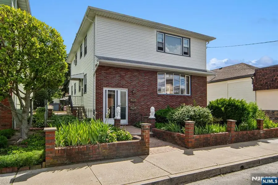 27 - 29 Crystal Street, North Arlington, NJ 07031 - #2