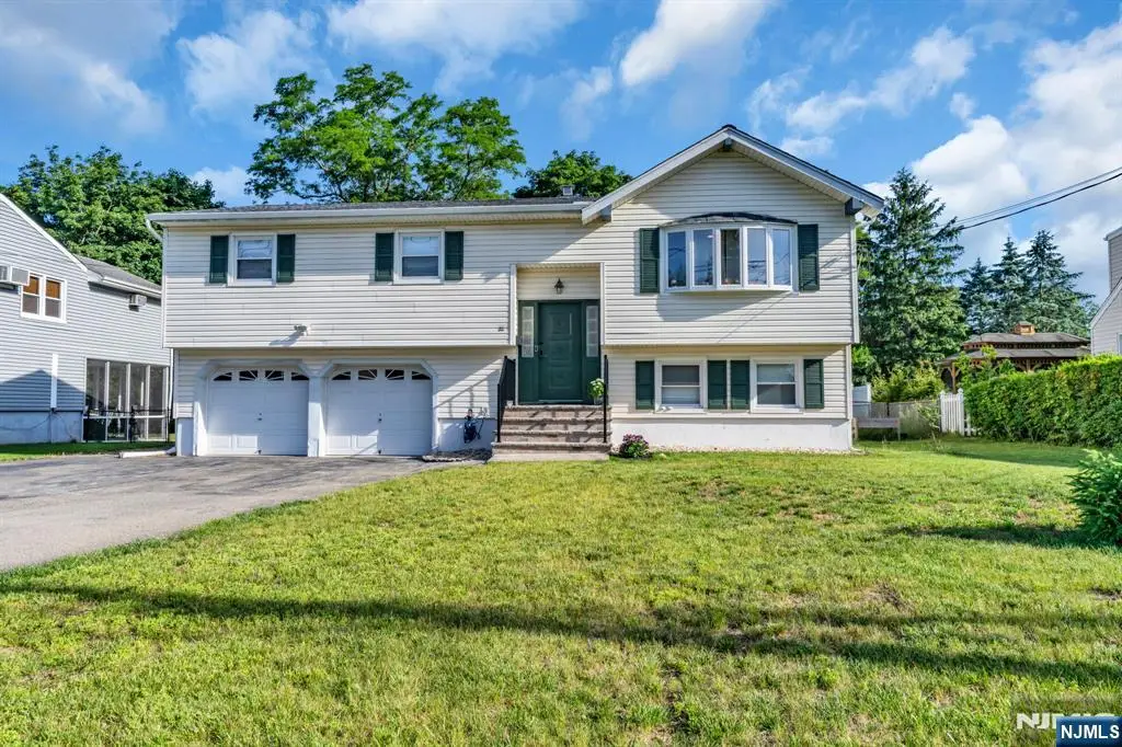 33 Oak Avenue, Pequannock, NJ 07440 - #1