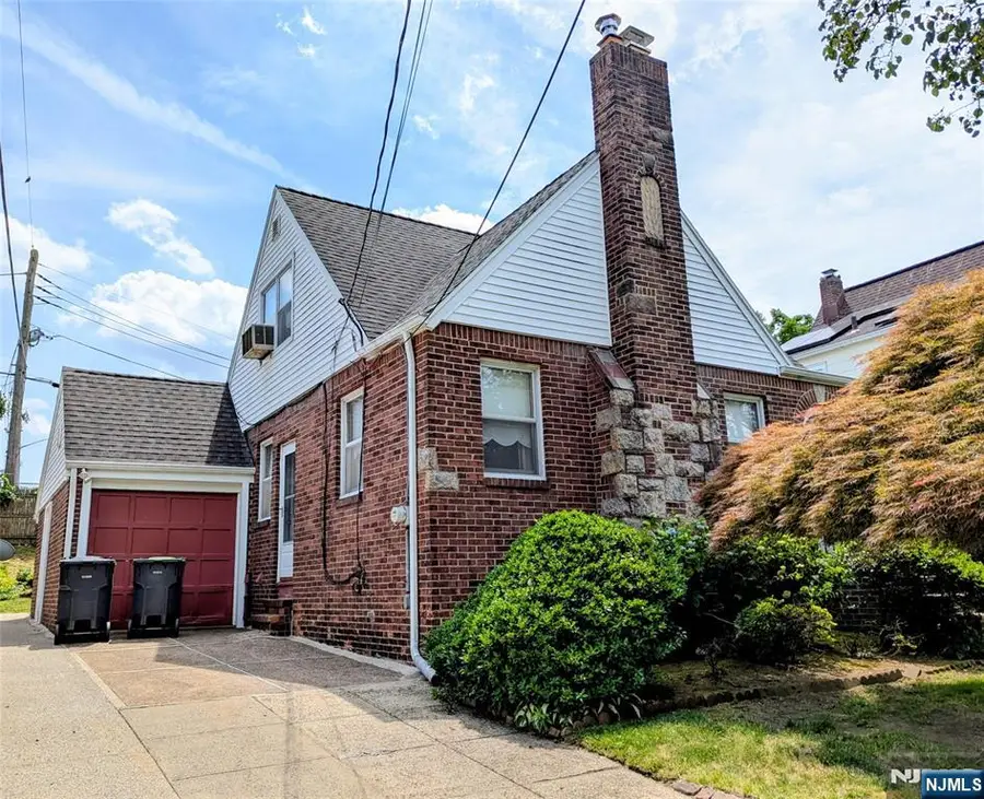 32 Sylvan Avenue, Bergenfield, NJ 07621 - #3