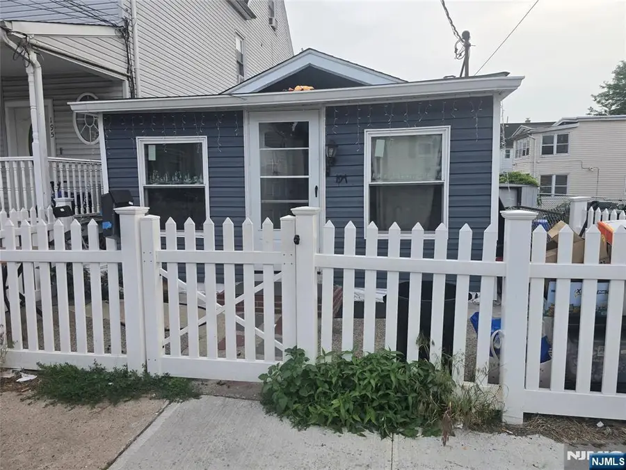 197 Edmund Avenue, Paterson, NJ 07502 - #2