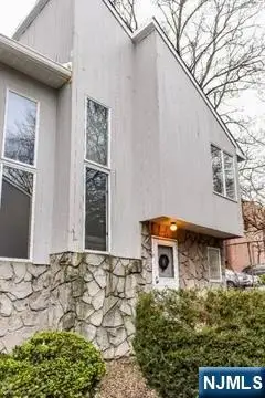 6 Essex Street 10B, Belleville, NJ 07109 - #2