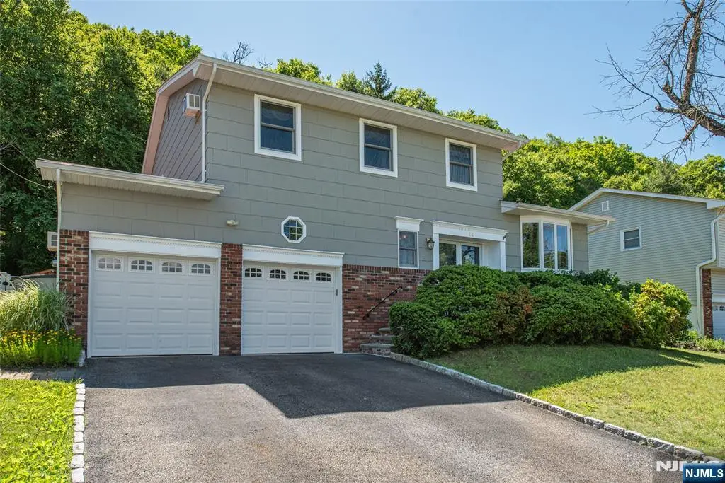 44 Molinari Drive, Wanaque, NJ 07465 - #1