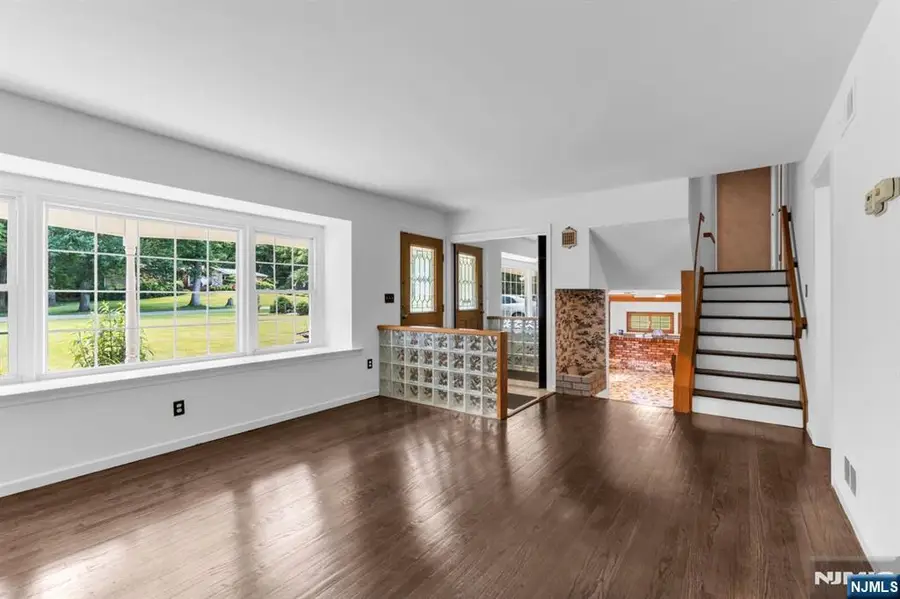 15 E Timber Lane, Newfoundland, NJ 07435 - #3