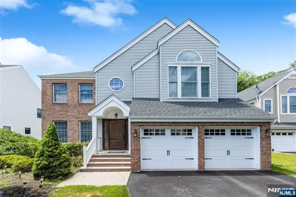 534 Alosio Drive, River Vale, NJ 07675