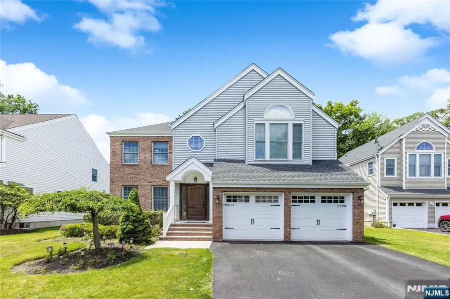 534 Alosio Drive, River Vale, NJ 07675 - #2