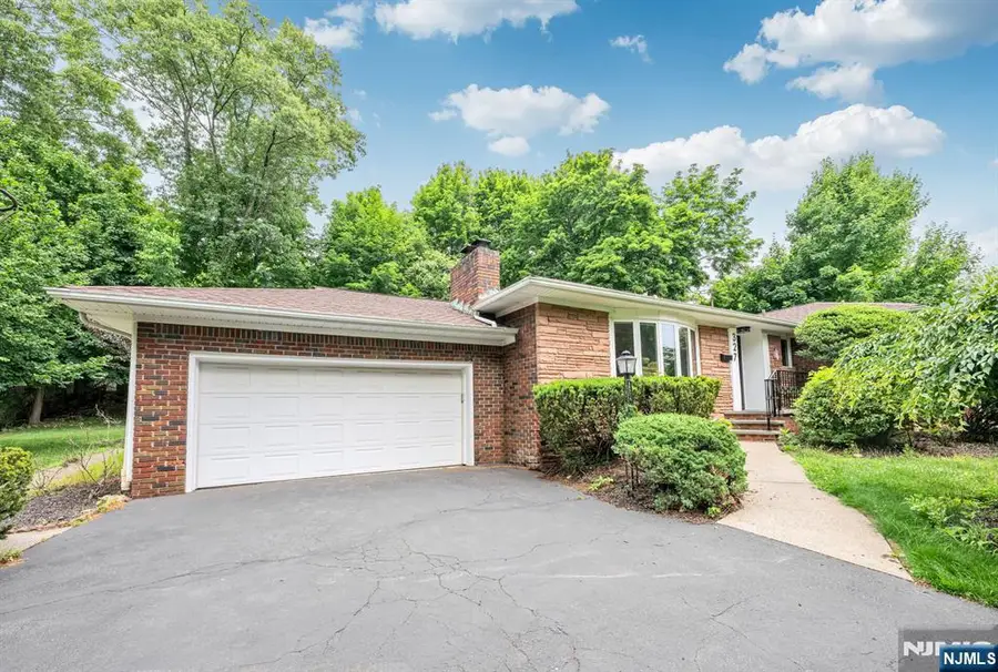 327 Hil Ray Avenue, Wyckoff, NJ 07481 - #2
