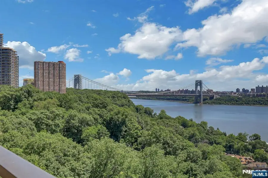 4 Horizon 1022, Fort Lee, NJ 07024 - #3