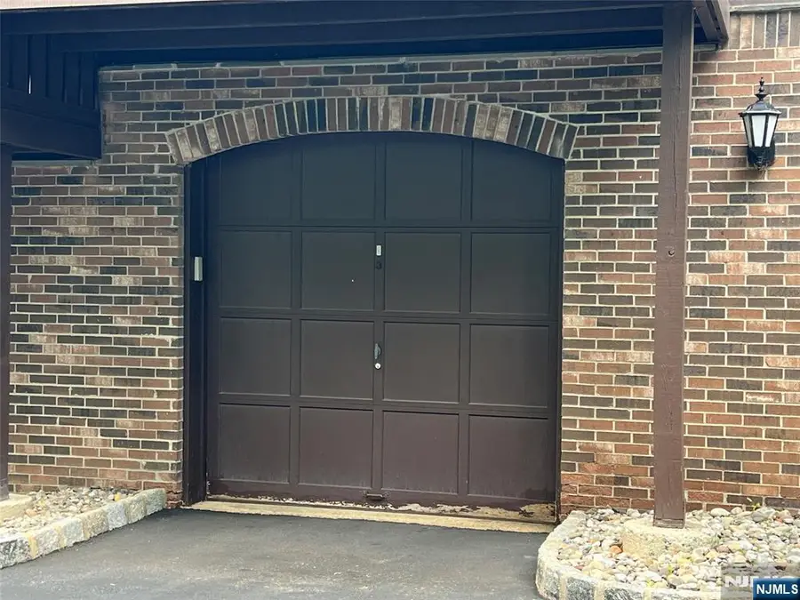 203 Mark Twain Way, Mahwah, NJ 07430 - #2