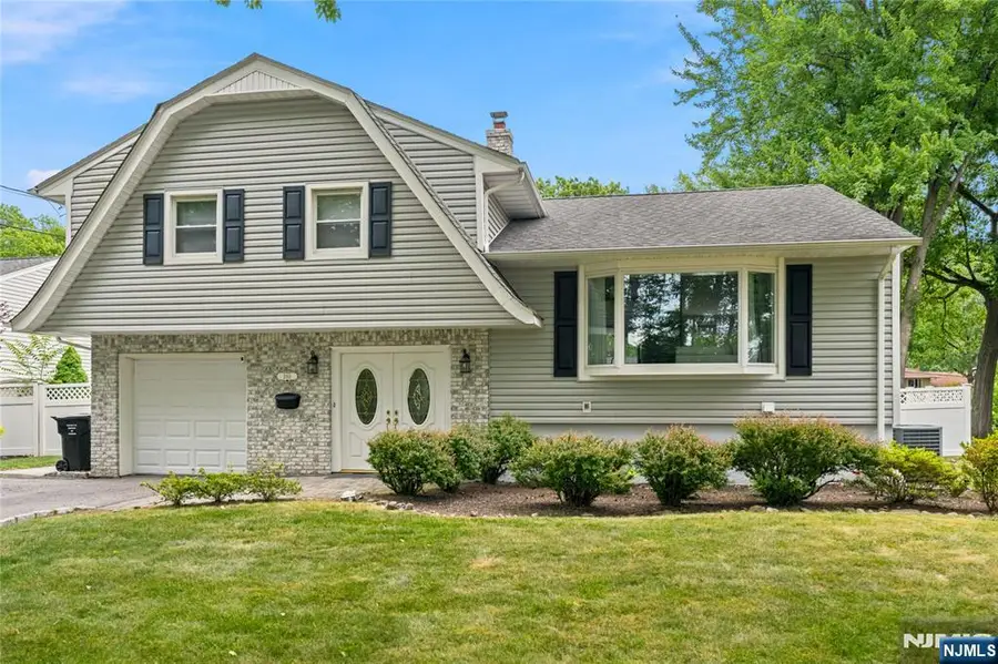 290 McHenry Drive, Paramus, NJ 07652 - #2