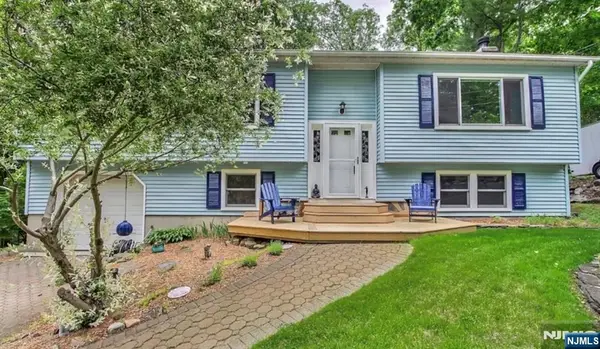 5 Grey Trail, Vernon, NJ 07462