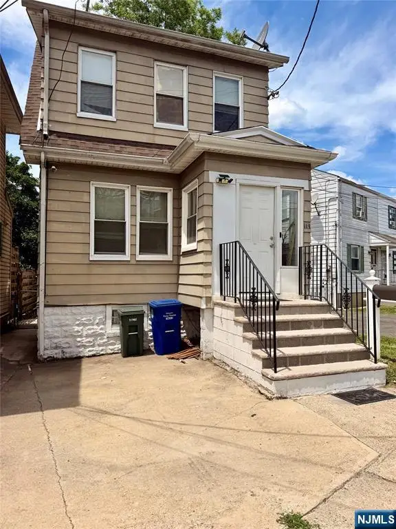 115 Chestnut Avenue, Irvington, NJ 07111