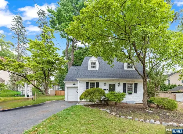 335 River Road, New Milford, NJ 07646