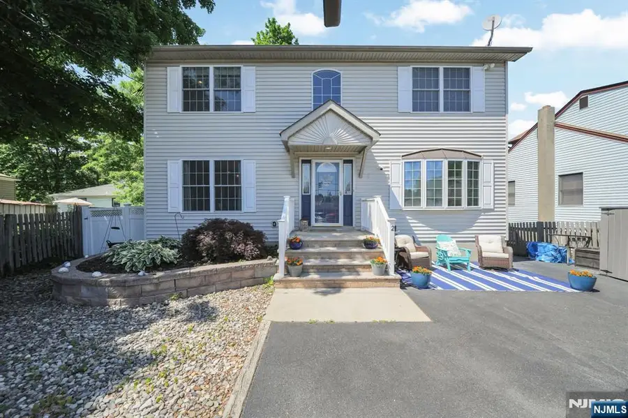 2 Brights Point Road, Lake Hopatcong, NJ 07849 - #2