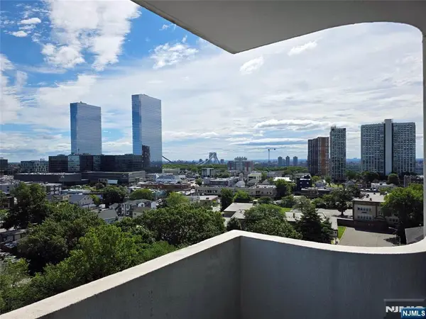1600 Center Avenue 12C, Fort Lee, NJ 07024