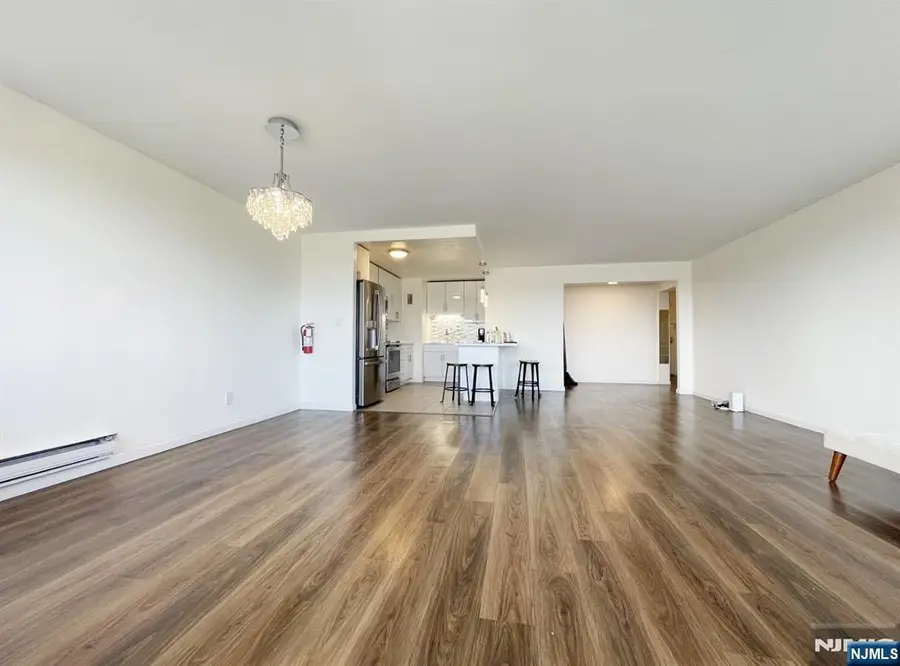 1600 Center Avenue 12C, Fort Lee, NJ 07024 - #3
