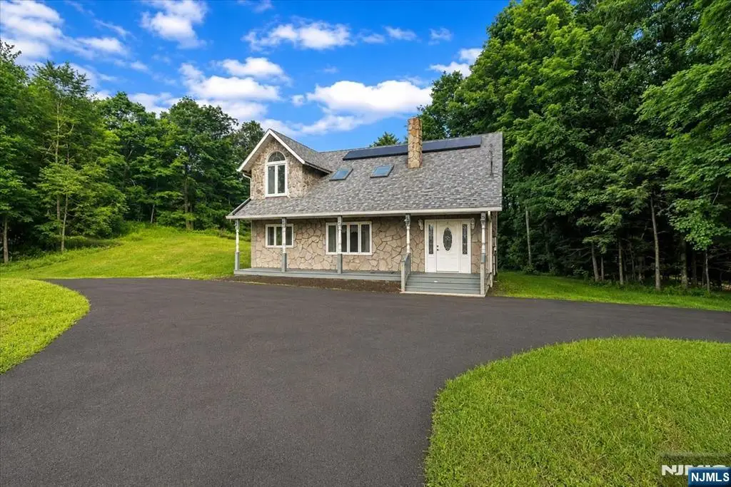 655 Warwick Turnpike, Upper Greenwood Lake, NJ 07421 - #1