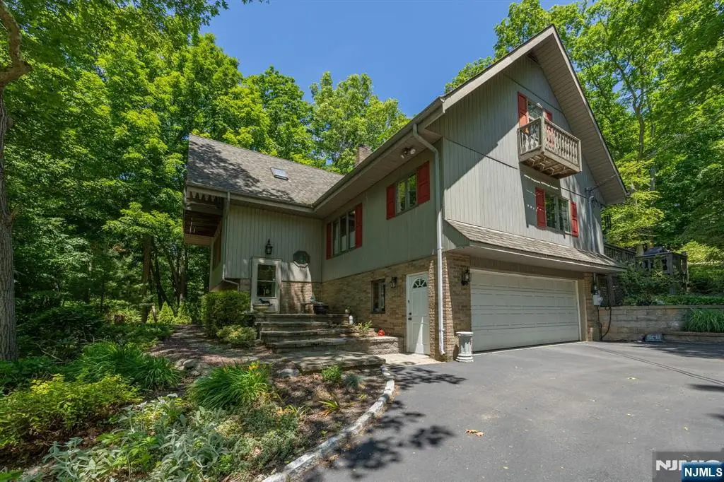1150 Lakeside Drive, Highland Lakes, NJ 07422 - #1