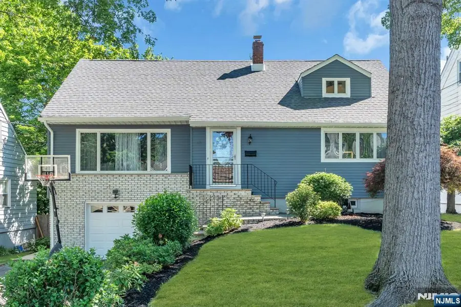 10 Bryn Mawr Road, West Orange, NJ 07052 - #2