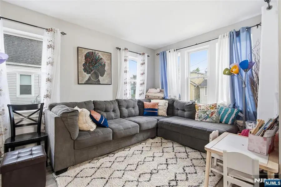 375 Miller Street, Vauxhall, NJ 07088 - #3