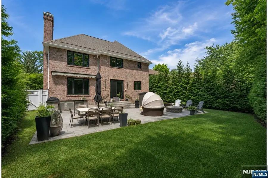 1152 Cumbermeade Road, Fort Lee, NJ 07024 - #2