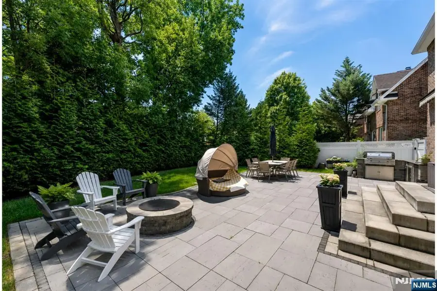 1152 Cumbermeade Road, Fort Lee, NJ 07024 - #3