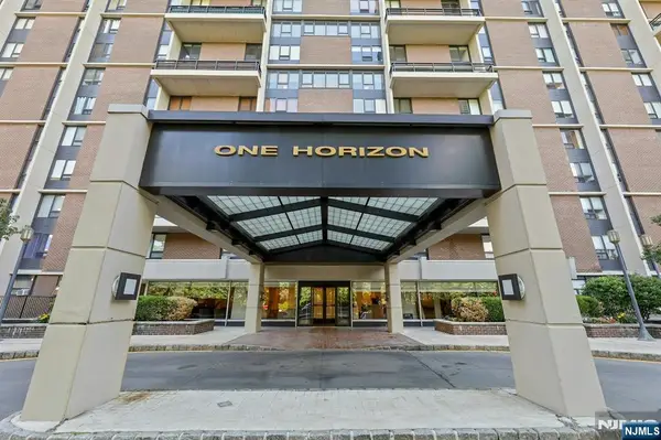 1 Horizon Road 632, Fort Lee, NJ 07024